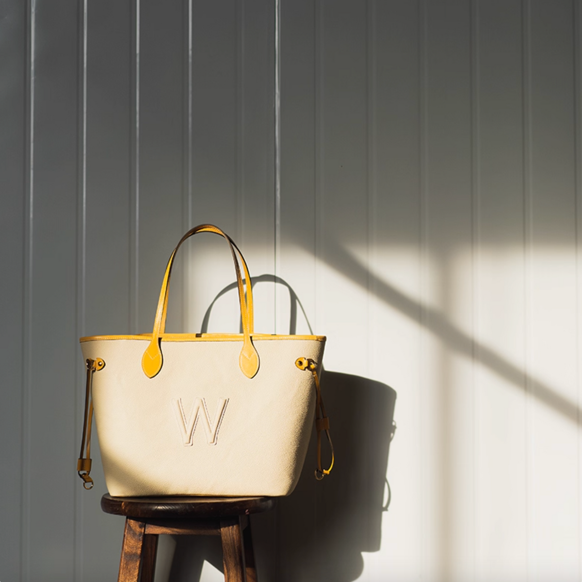 how to make the LV neverful inspired bag?