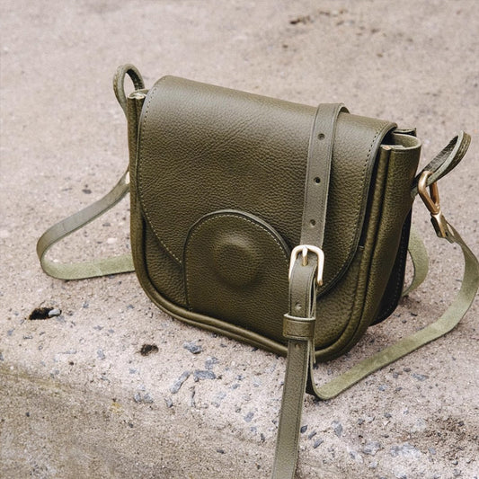 Leather Sewing Pattern: Messenger Bag (DIY PDF Pattern) DWIPDFTR18