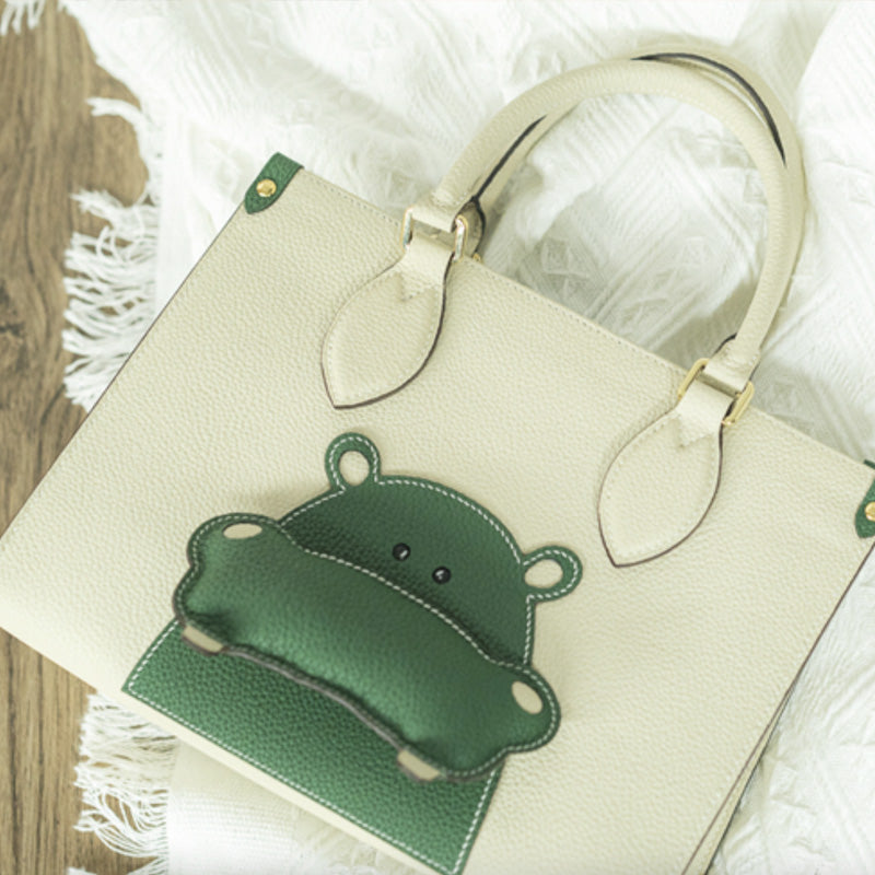 Leather Sewing Pattern: OnToGo Inspired Tote (DIY PDF Pattern) DWIPDFZS056