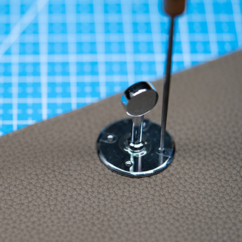 أدوات حقيبة جلدية: لنمط حقيبة ليندي المستوحى DWIPDFZS063