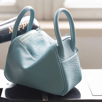 أدوات حقيبة جلدية: لنمط حقيبة ليندي المستوحى DWIPDFZS063