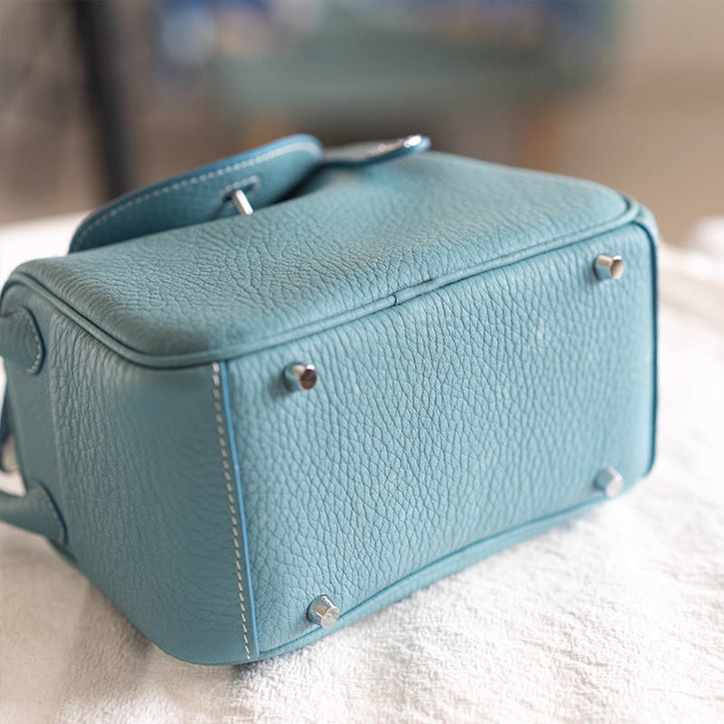 أدوات حقيبة جلدية: لنمط حقيبة ليندي المستوحى DWIPDFZS063