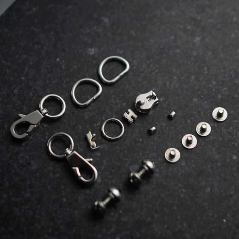 ملحقات الحقيبة الجلدية: لحقيبة Bolide Mini المستوحاة من نمط DWIPDFZS090