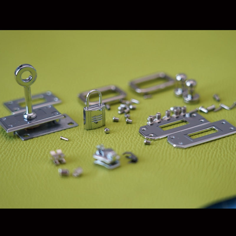 ملحقات الحقيبة الجلدية: لحقيبة مستوحاة من Kellytogo DWIPDFZS130