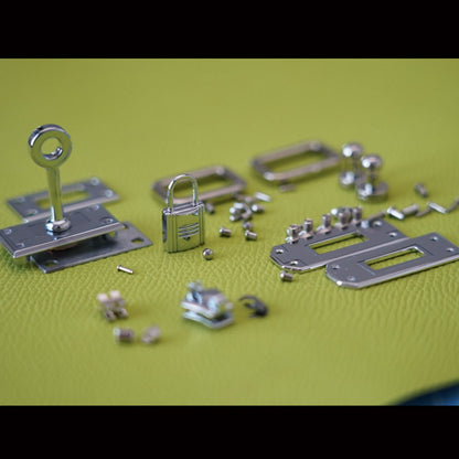 ملحقات الحقيبة الجلدية: لحقيبة مستوحاة من Kellytogo DWIPDFZS130