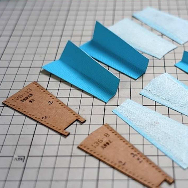 إكسسوارات خياطة جلدية صغيرة: محفظة ثنائية الطي (نمط PDF DIY) DWIPDFZS137