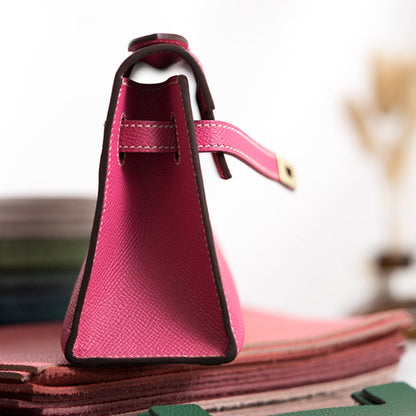 ملحقات الحقيبة الجلدية: حقيبة كلاتش مستوحاة من كيلي DWIPDFZS169