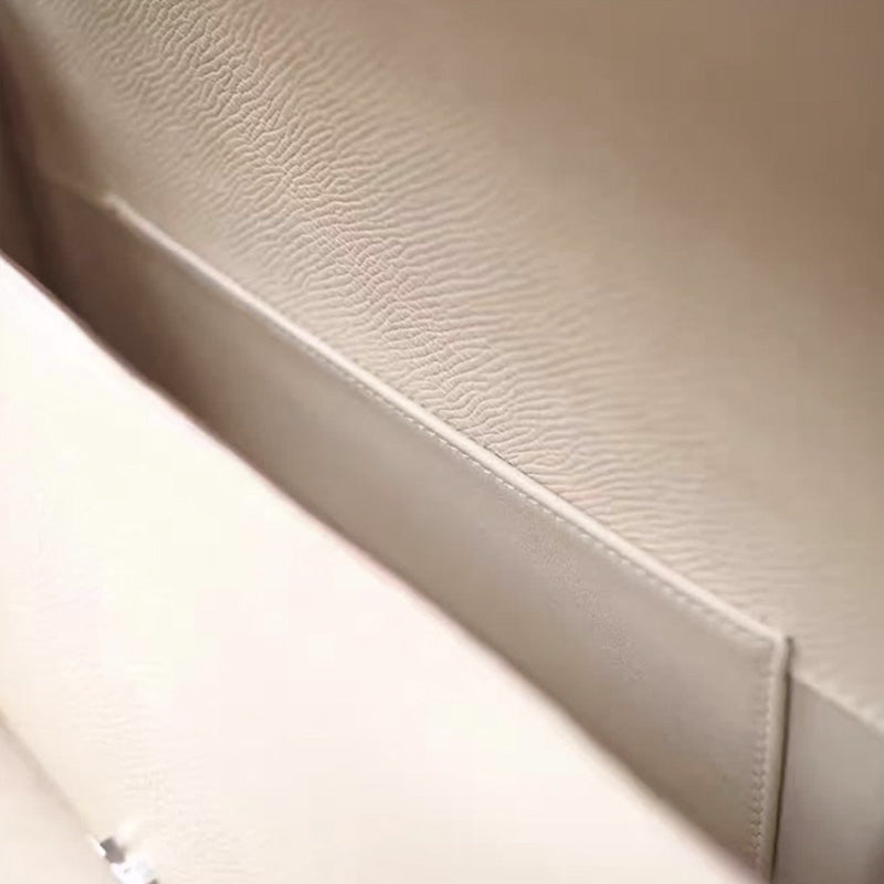 ملحقات الحقيبة الجلدية: حقيبة كلاتش مستوحاة من كيلي DWIPDFZS169