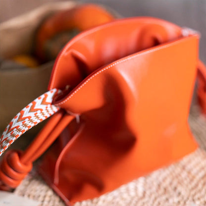 Leather Sewing Pattern: Drawstring Crossbody Bag (DIY PDF Pattern) DWIPDFZS188