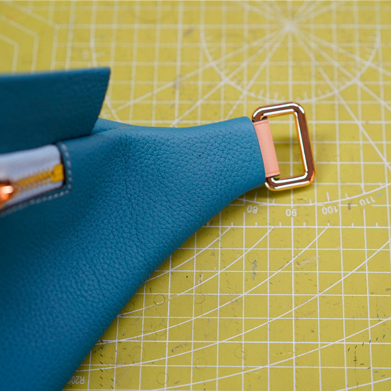 Leather Sewing Pattern: Fanny Pack Design (DIY PDF Pattern) DWIPDFZS189