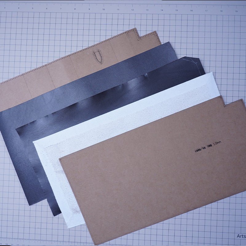 إكسسوارات خياطة جلدية صغيرة: حافظة دفتر ملاحظات مستوحاة من كيلي (نمط PDF اصنعها بنفسك) DWIPDFZSZ26