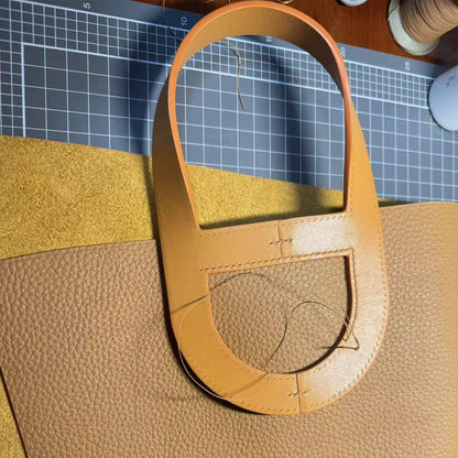 نمط حقيبة خياطة جلدية: حقيبة صغيرة مستوحاة من Bolide (نمط PDF DIY) DWIPDFZS090