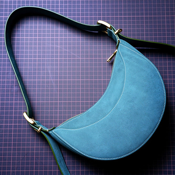 Leather Sewing Bag Pattern: Moon Shaped Underarm Bag  (DIY PDF Pattern) DWIPDFZSZ10