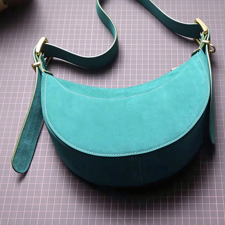Leather Sewing Bag Pattern: Moon Shaped Underarm Bag  (DIY PDF Pattern) DWIPDFZSZ10